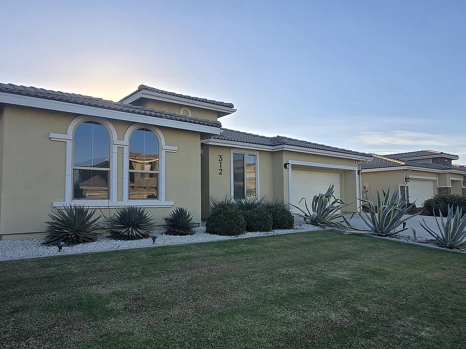 312 Hammersmith Dr