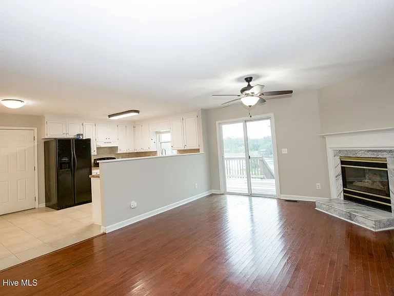201 Sarason Pl — Photo 5