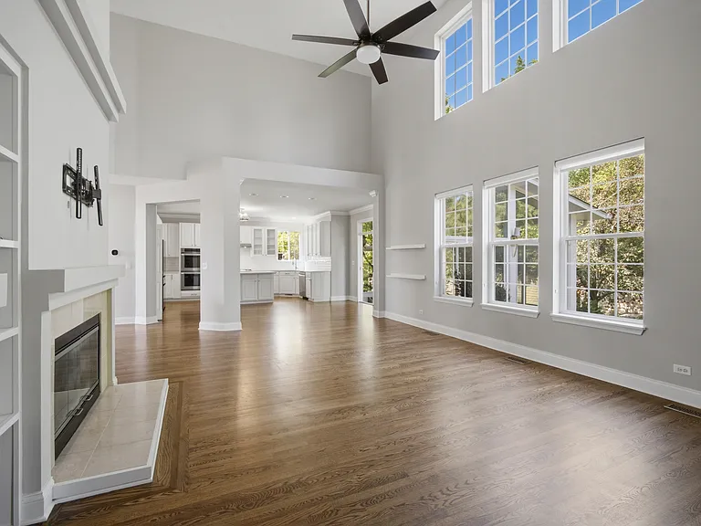 5280 Burnham St — Photo 16