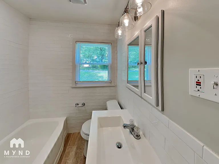7824 Rugby Ave — Photo 13