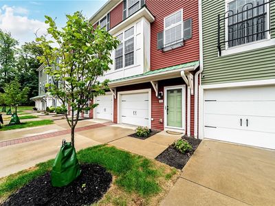 30 Grandview Dr, Rocky River, OH, 44116