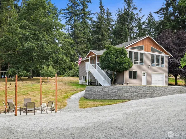 937 Rowe Road, Camano Island, WA 98282