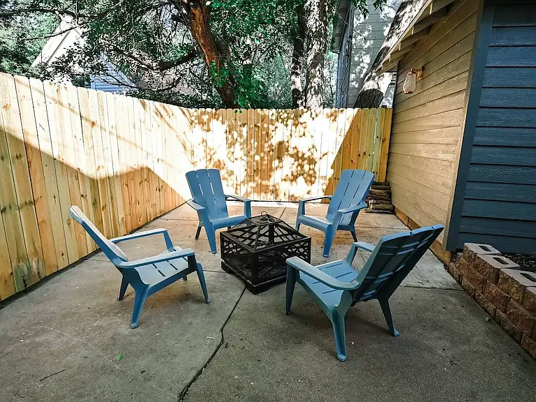 2230 B St — Photo 23