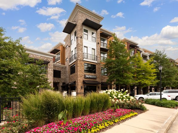 400 Centerview Dr #300-138