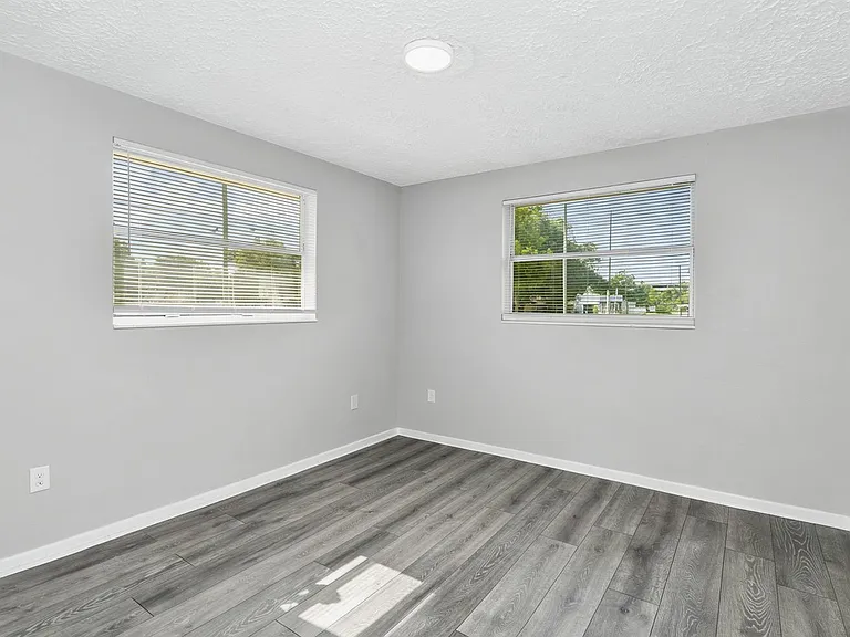 4301 W Arch St — Photo 14