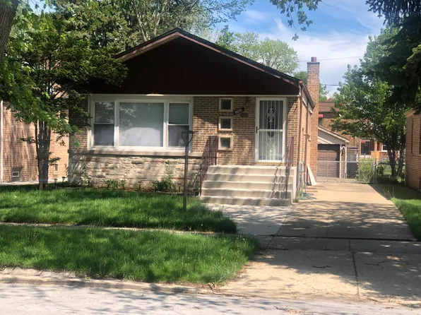 9029 S Essex Ave, Chicago, IL 60617