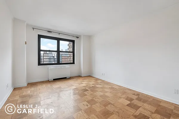 Sold by Leslie J. Garfield | media 11