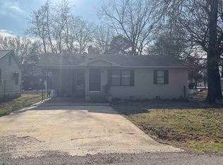 216 W 3rd St, Weiner, AR 72479