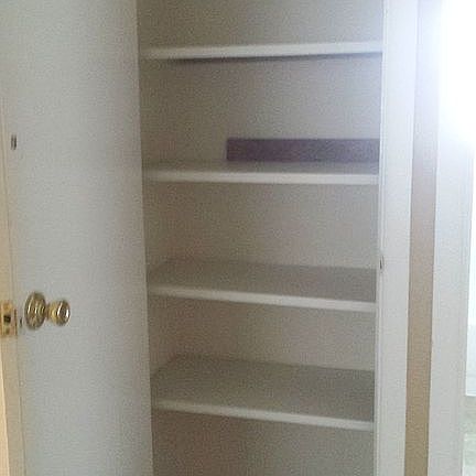 4th image of 2220 Elm Ave