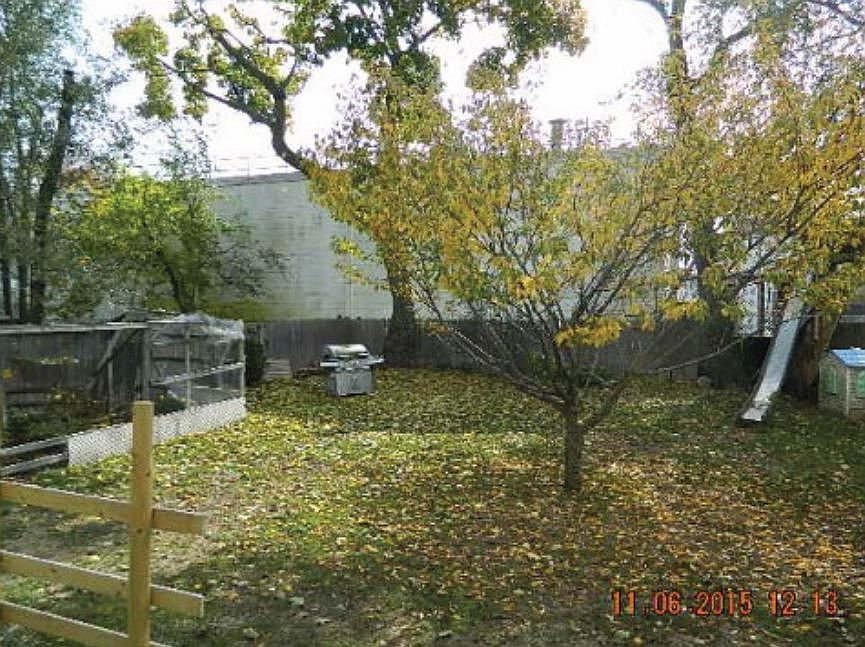 2nd image of 14 Meriam St