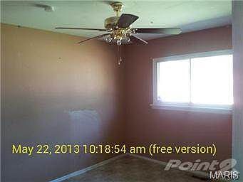 3rd image of 7300 Town And Country Pl