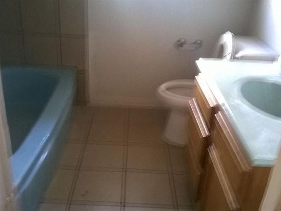 2nd image of 1004 Patricia Ln