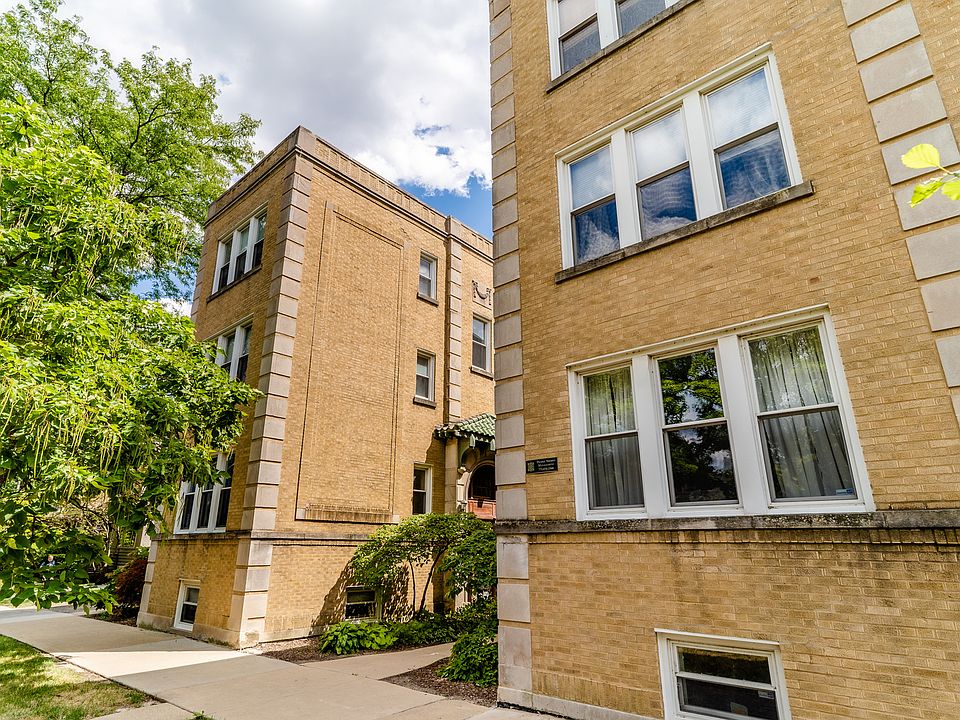 1st image of 2861 W Leland Ave #3