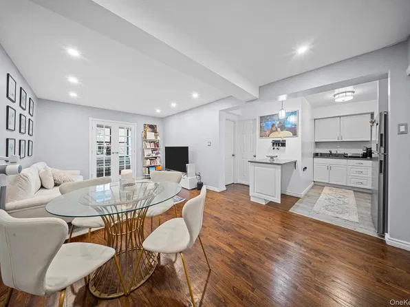 58-03 Calloway St #4FF, Queens, NY 11368