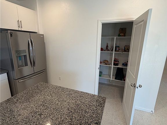 5th image of 62488 Highwing St