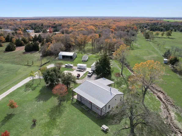 1617 Signal Rd, Quinlan, TX 75474