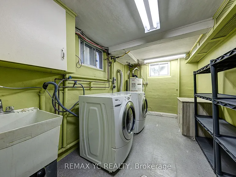 425 Broadway Ave — Photo 23