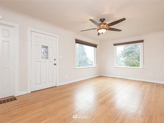 5th image of 305 Euclid Avenue