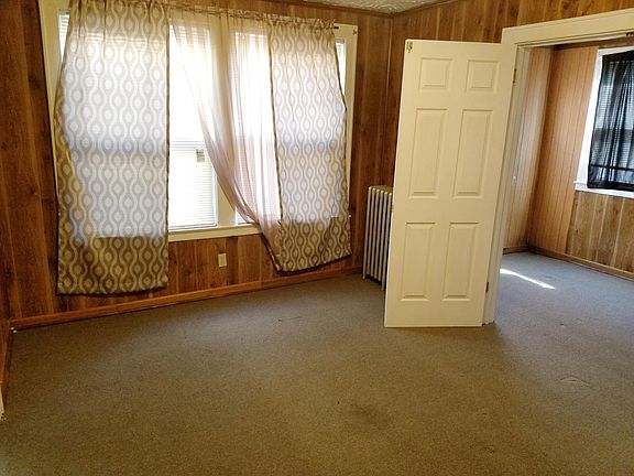 2nd image of 1499 Aster Ave APT 7