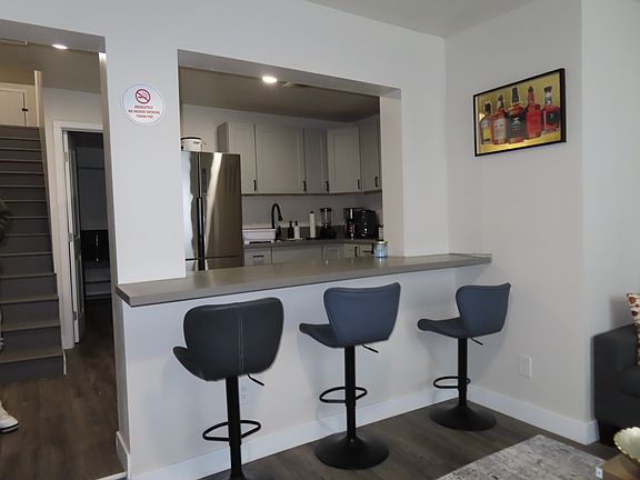 5th image of 4760 Voltaire St