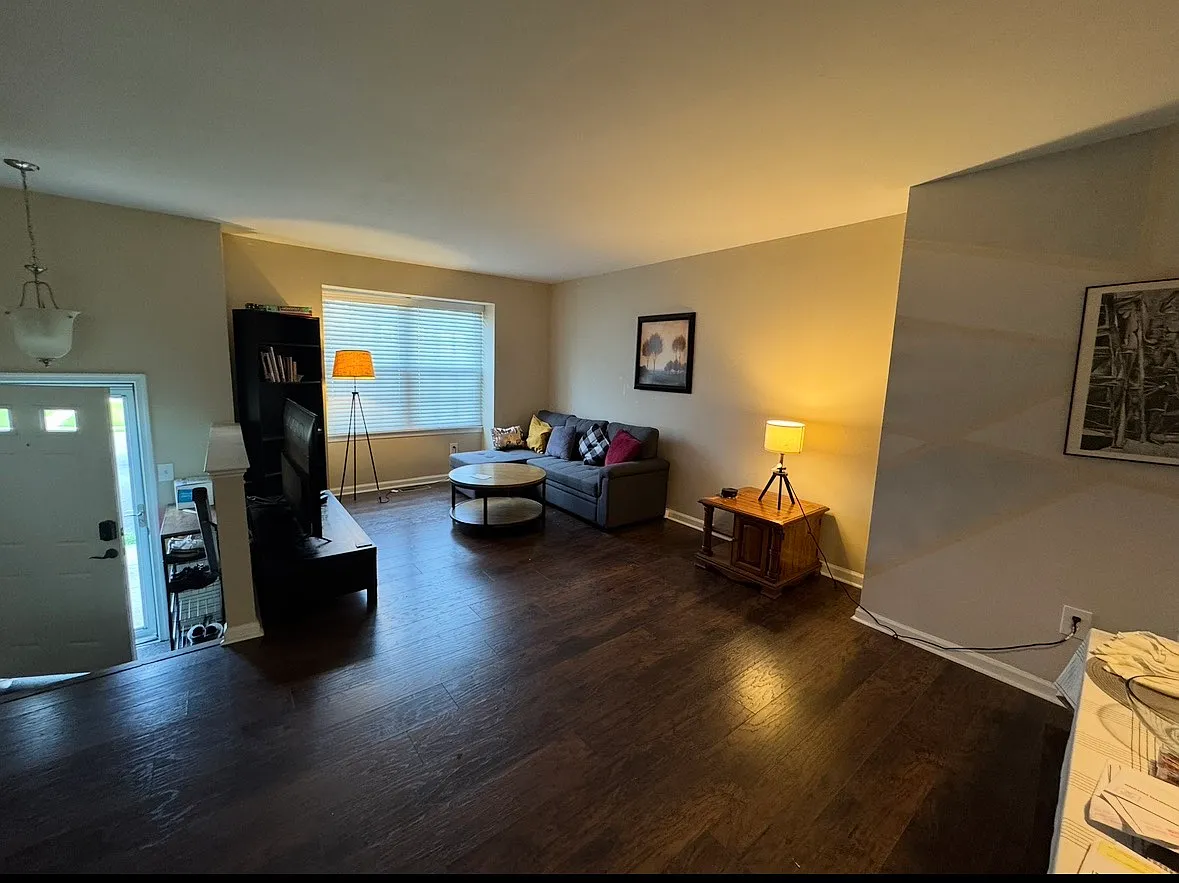 17406 Cosgrove Way — Photo 2