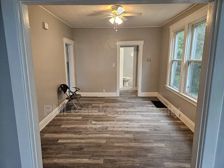 5402 Rolston Ave — Photo 4