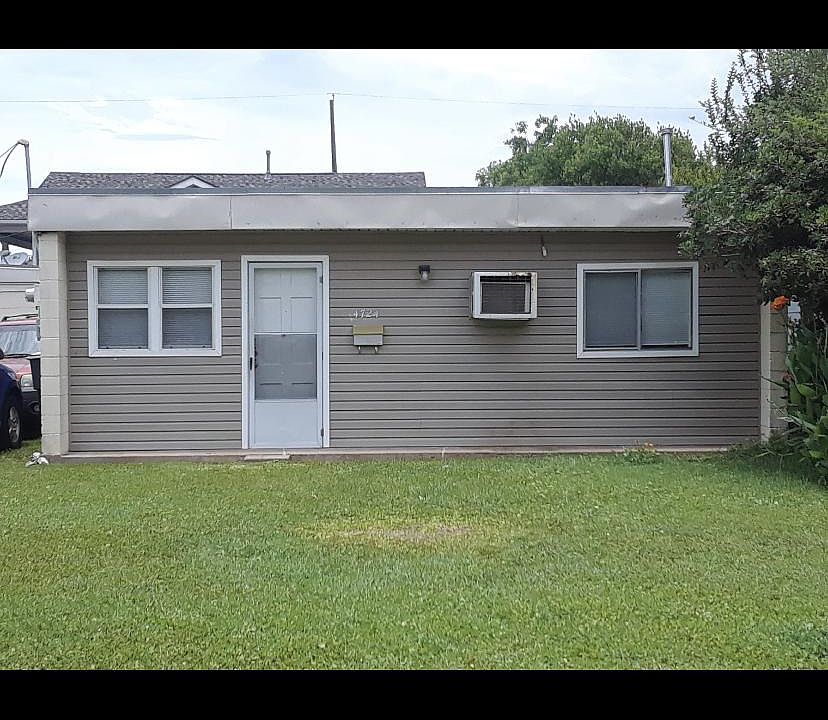 1st image of 4724 Avenue P 1/2