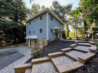 32 Crane Neck Rd, Setauket, NY 11733