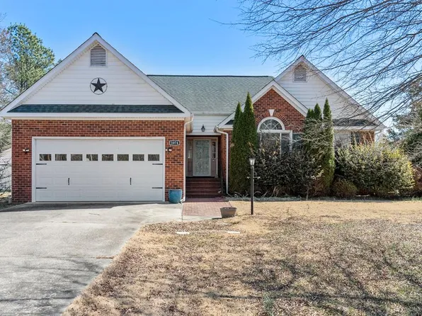 1074 Bellevue Rd, Halifax, VA 24558