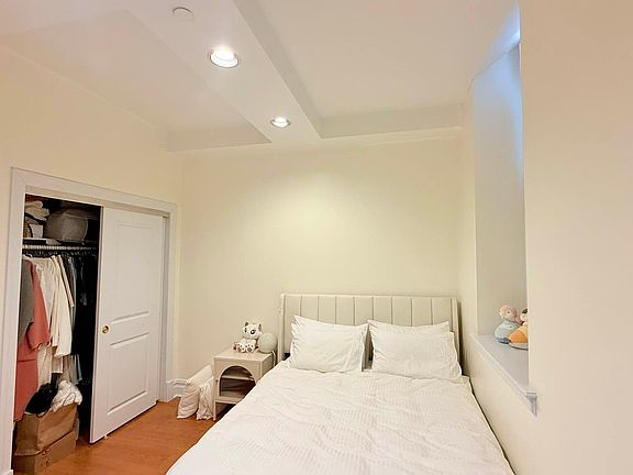 3rd image of 45-02 Ditmars Blvd #218