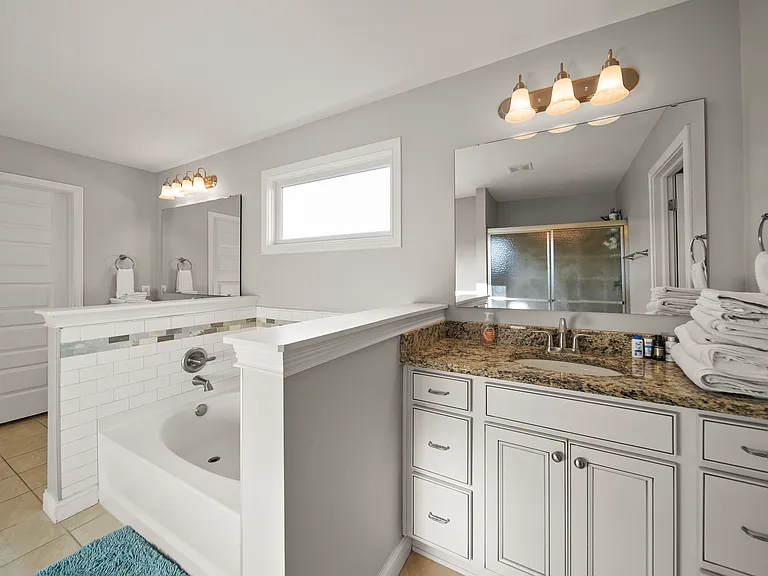 10599 Geist View Dr — Photo 30