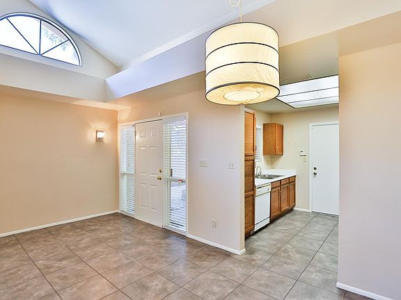 4th image of 6742 S Brittany Ln