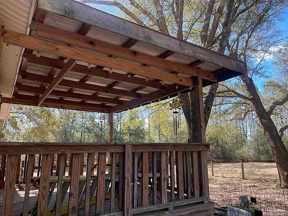 4th image of 5261 Green Springs Dr