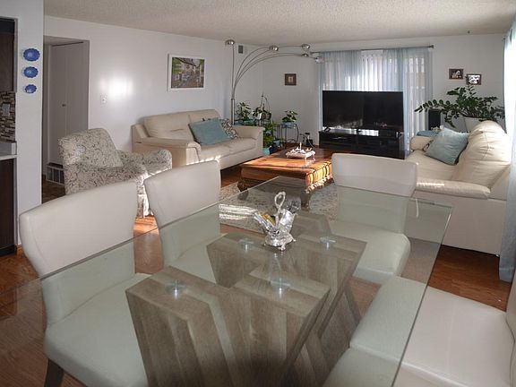 3rd image of 7355 E Quincy Ave #2008