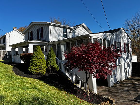 2nd image of 1418 Middle Rd