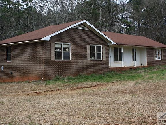 3rd image of 28 Wildwood Ln