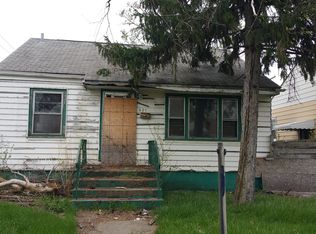 521 Gerry St, Gary, IN 46406