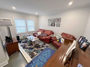 164 Charles St #2, Cambridge, MA 02141