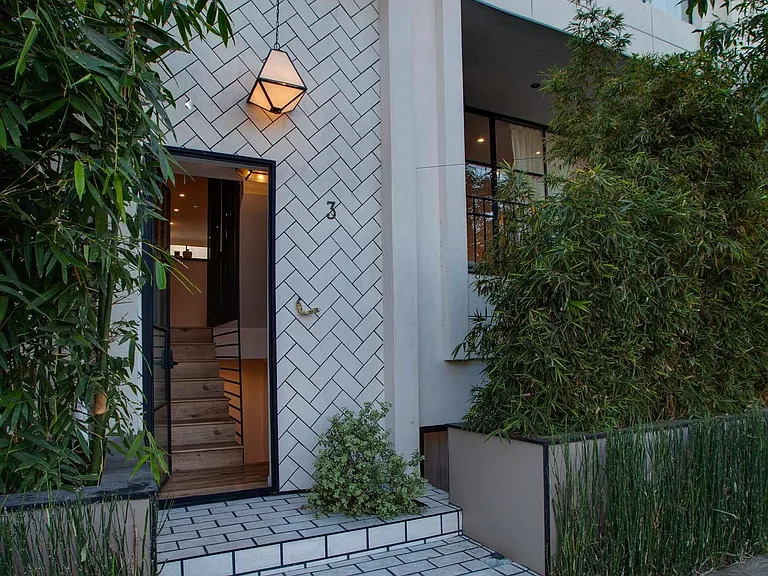 6684 Fountain Ave #3 — Photo 23