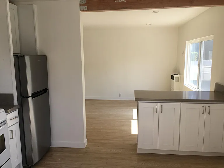 606- View from Kitchen into the living area
