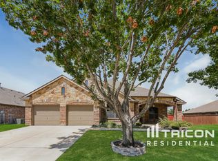 209 Bugle Call Rd, Forney, TX 75126
