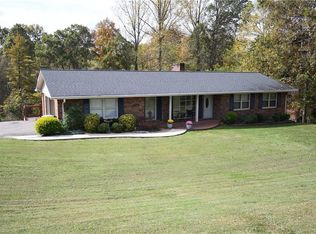 485 Friendship Cross St, North Wilkesboro, NC 28659