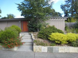 18 Mount Foraker Dr, San Rafael, CA 94903
