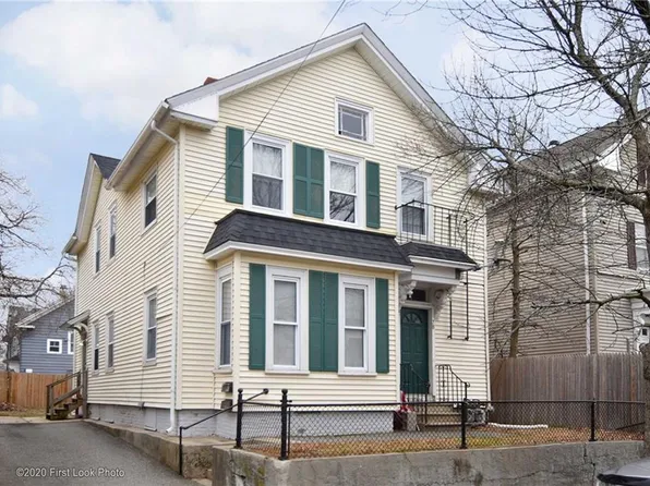 78 Vandewater St, Providence, RI 02904