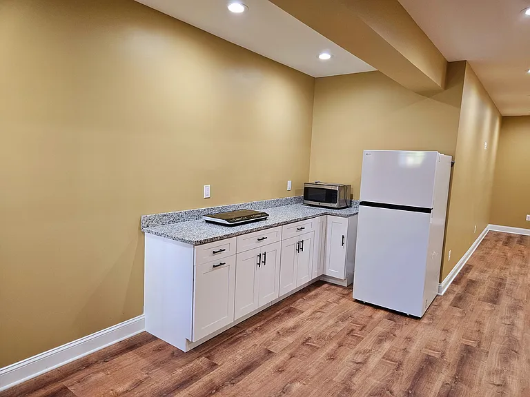 10801 Valley Falls Ct — Photo 2