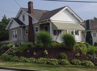 17 Rhodes Ave, Pittsburgh, PA 15220