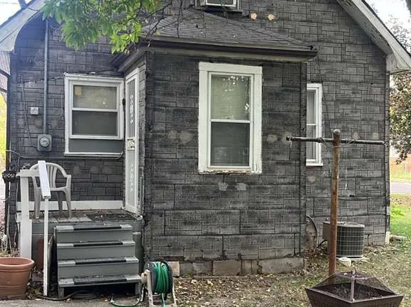 11732 Mettetal St, Detroit, MI 48227