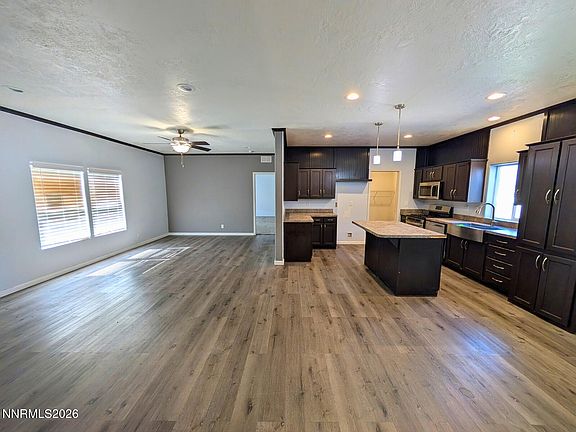 4th image of 17565 Egret Ln