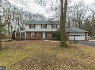 4 Birch Knoll Rd, Wilmington, DE 19810