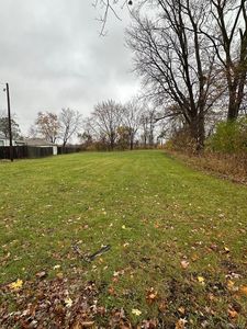 184 North Dr, Wyandotte, MI, 48192